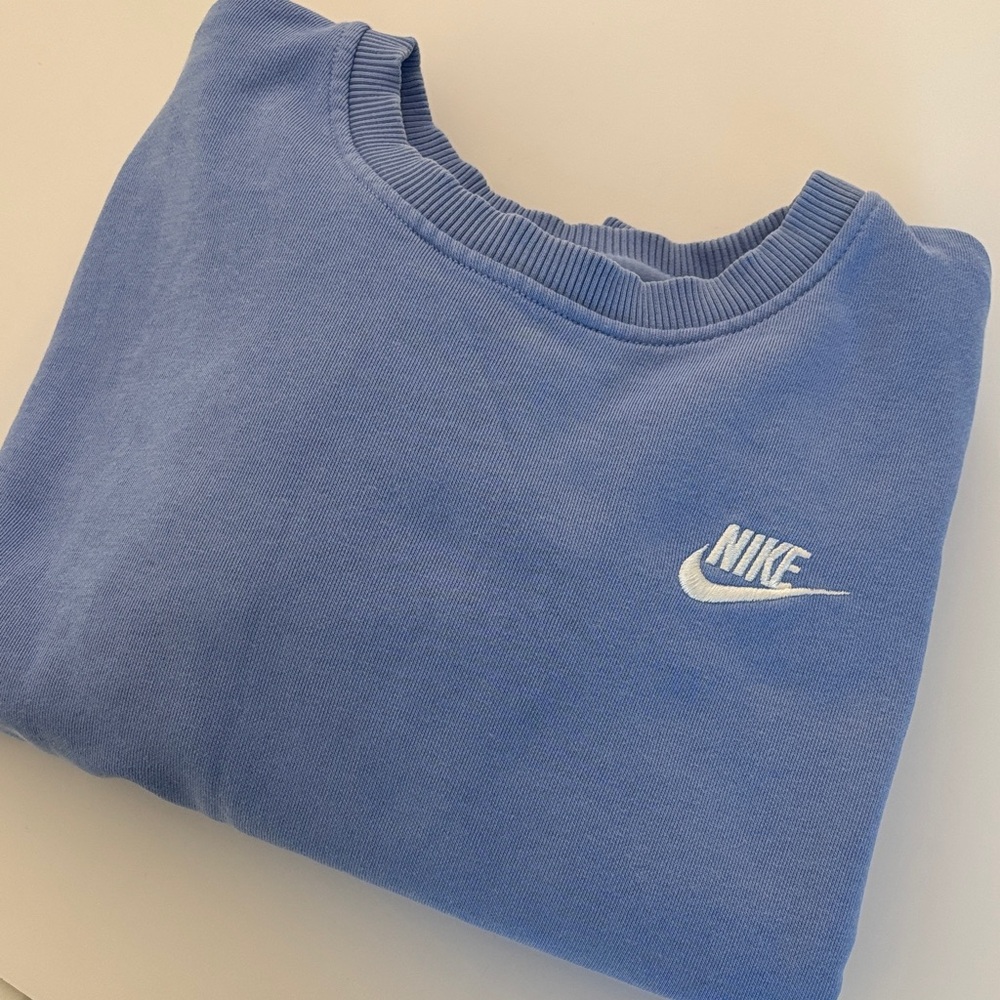 Nike Men's Light Blue Crewneck Sweater